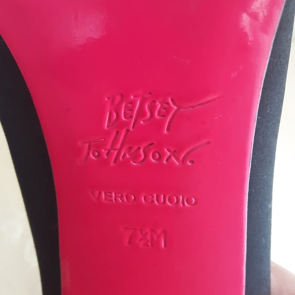 Betsey Johnson Black Pink Bottom Pumps Size 7 1/2 - Picture 13 of 13